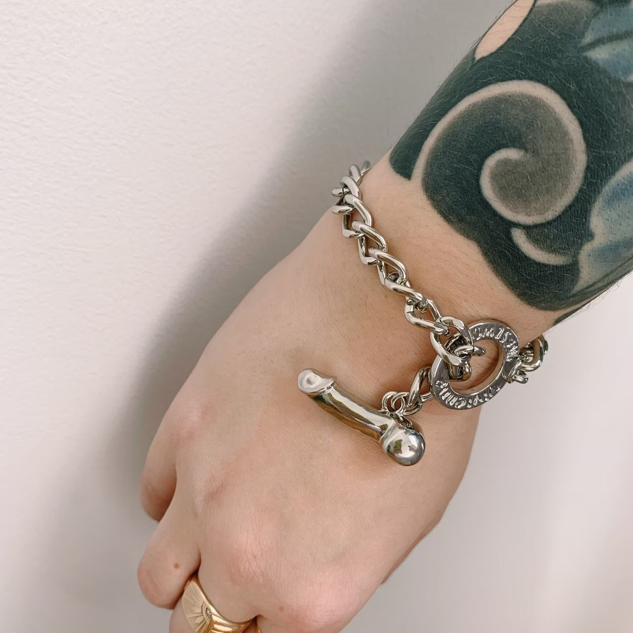 Dripping Diamond Penis Dick Dih Pendant Bracelet Gold & Silver (2 colors)