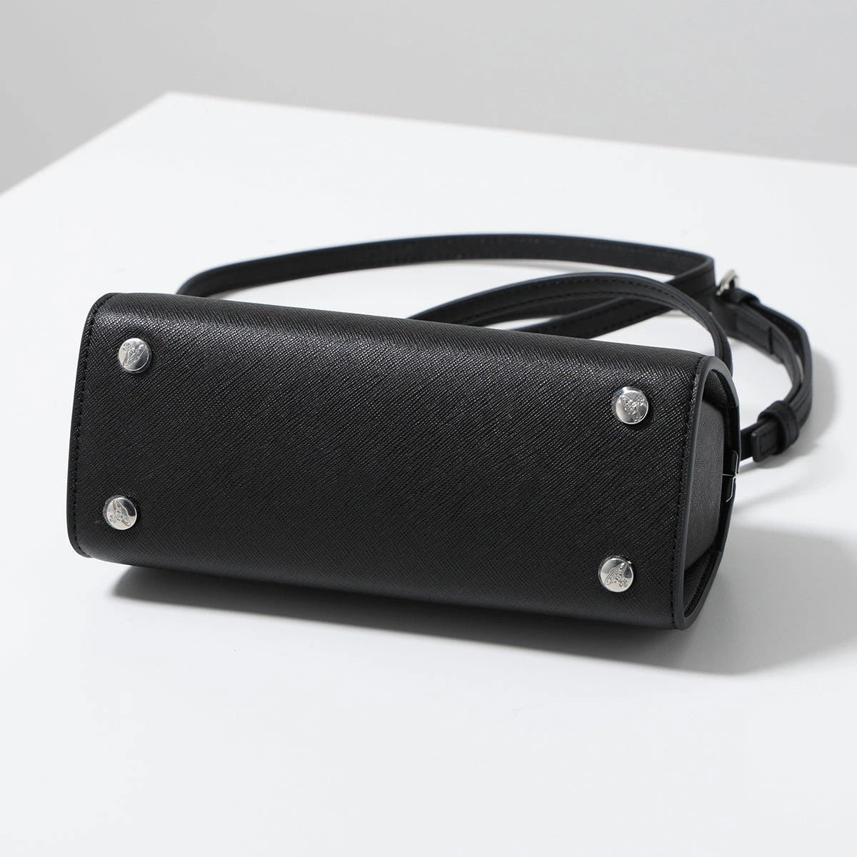 Leather Black Kiss Lock Top Handle Crossbody Handbag Silver Orb